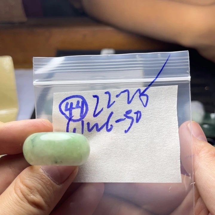 定制翡翠未镶嵌明天