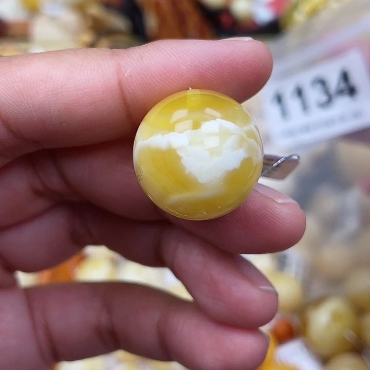 蜜蜡未镶嵌珠宝奇石20.7