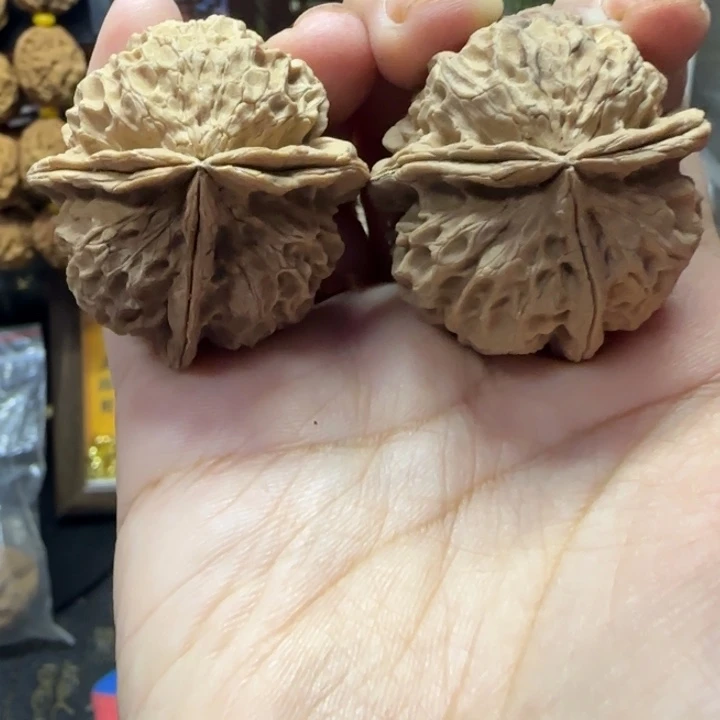 吊坠文玩核桃钉子磐石三棱38