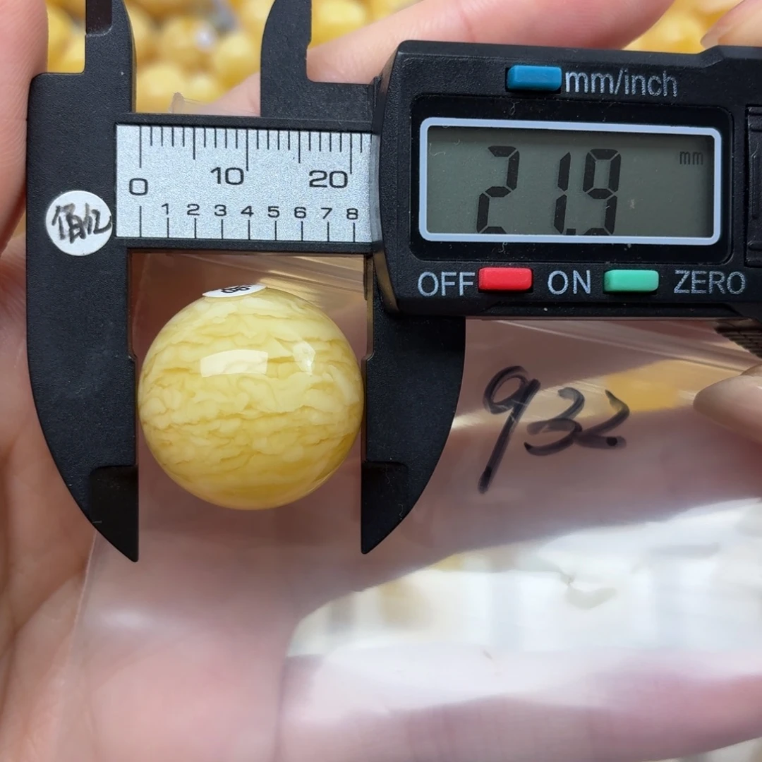 用***3琥珀未镶嵌裸石蜜蜡