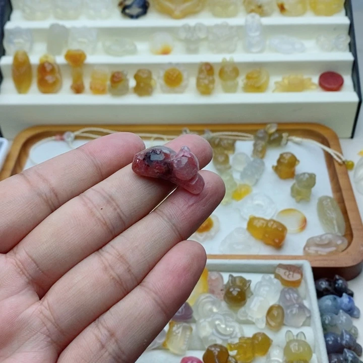 未镶嵌颈饰玛瑙/玉髓