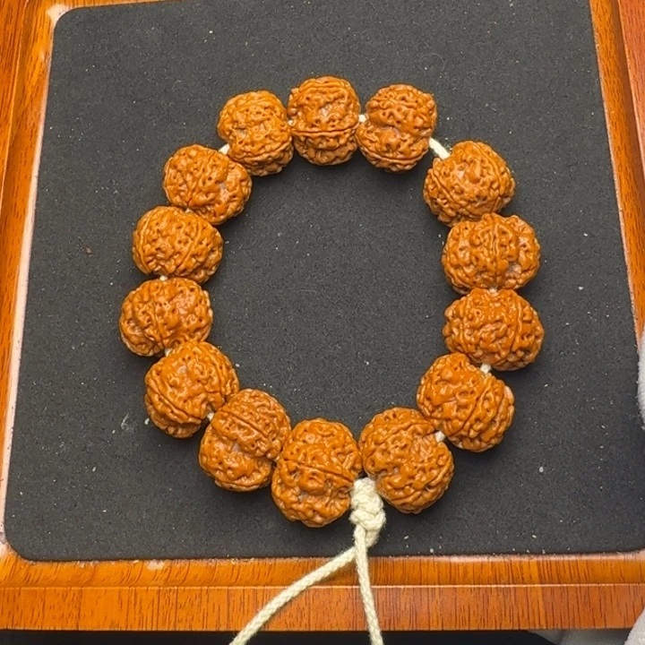 金刚菩提手串8号23尺寸满肉梅花