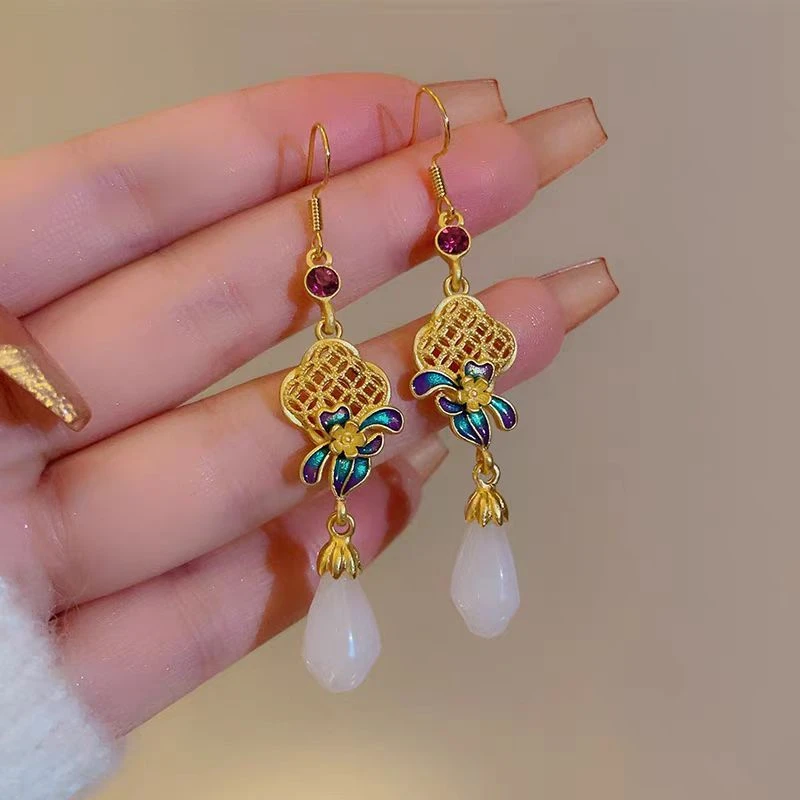 新中式玉兰花长款吊坠耳钩国风复古轻奢高级感耳环时尚旗袍耳饰女