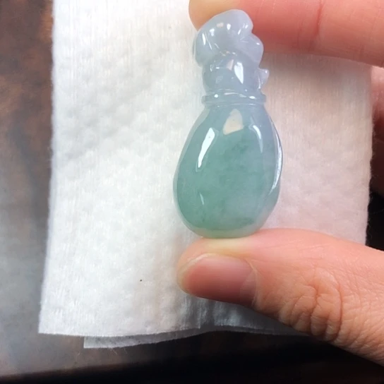翡翠未镶嵌颈饰缅甸A货，每天下午1点半开播