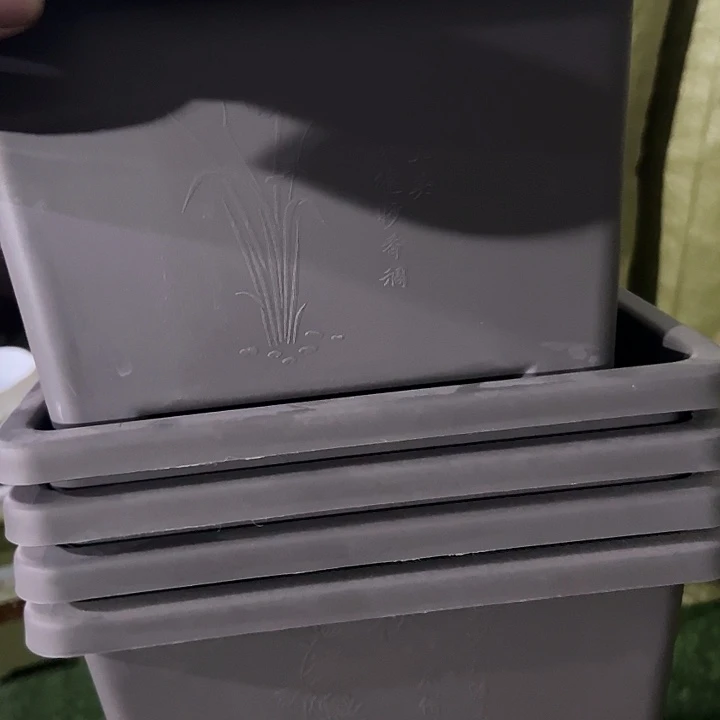 矮胖瑕疵颜色深好的盆26外径19高五个盆