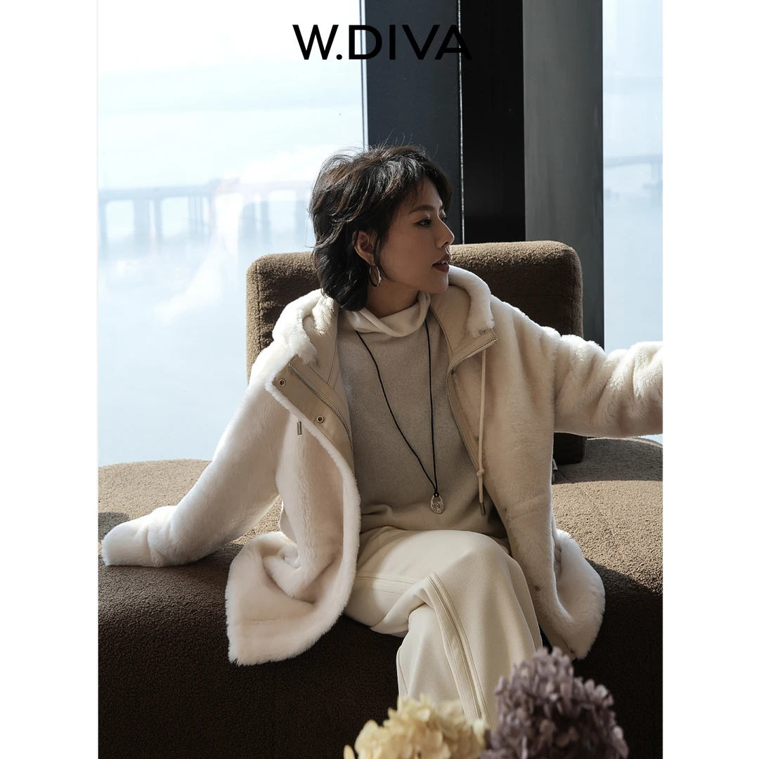 W.Diva【白月光】进口美利奴皮毛一体连帽锁温皮草外套54C173397