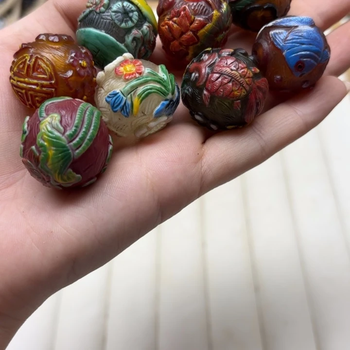 玻璃颈饰琉璃琉璃老珠子镂空浮雕彩绘