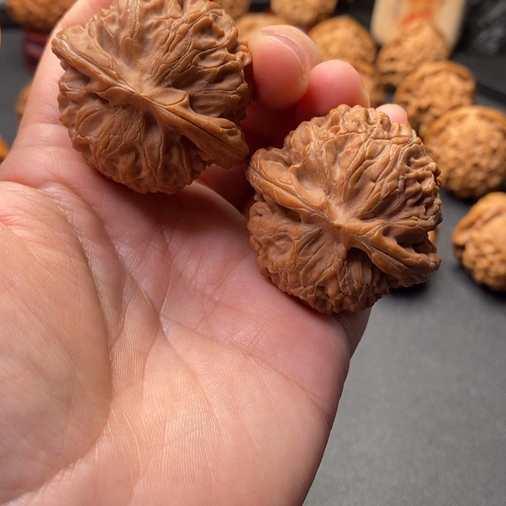 文玩核桃把件42宫灯