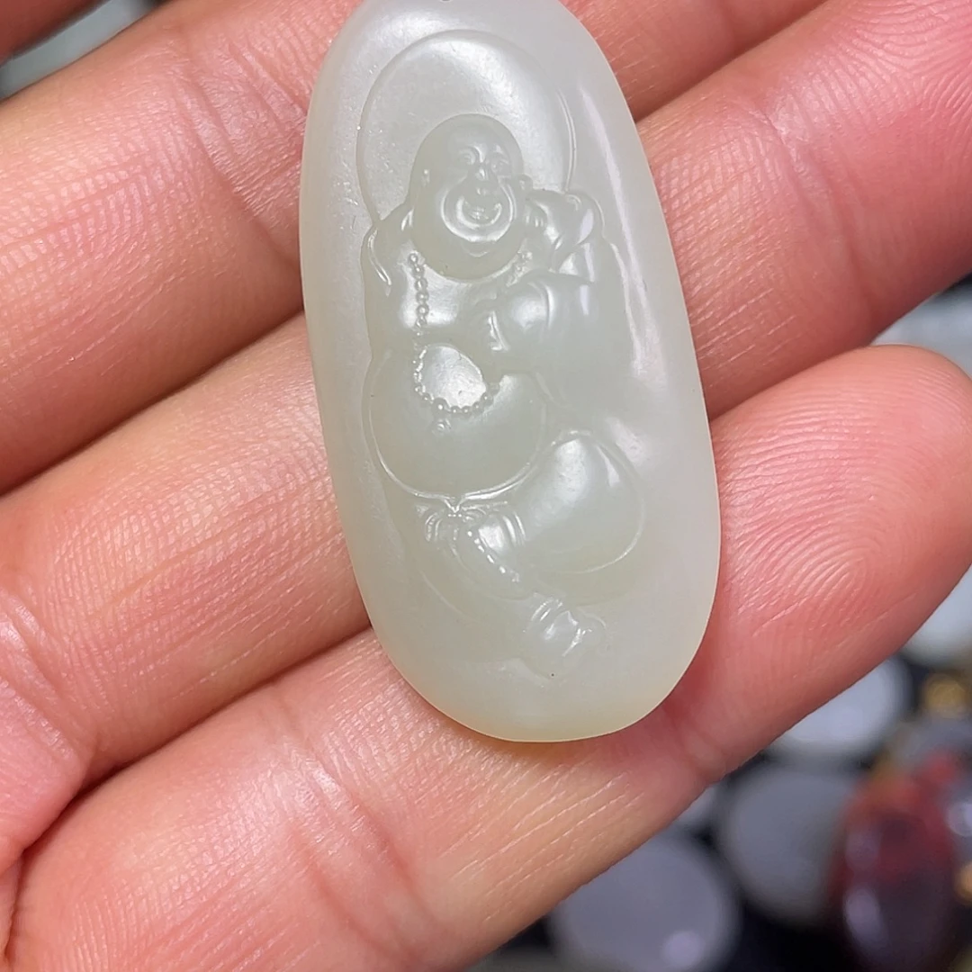 和田玉未镶嵌颈饰吊坠