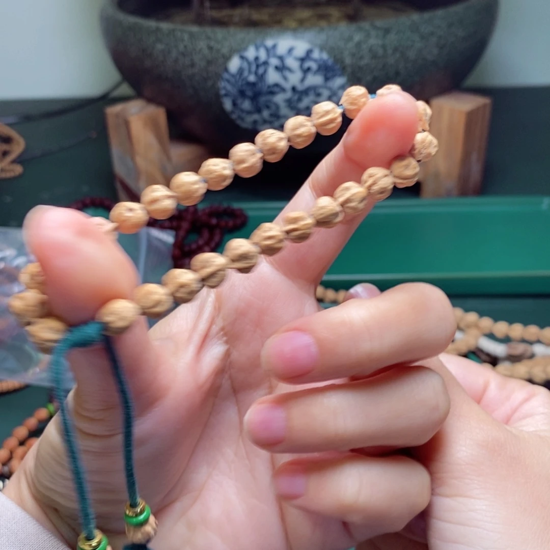 吊坠柏香籽/百香籽137.7手串