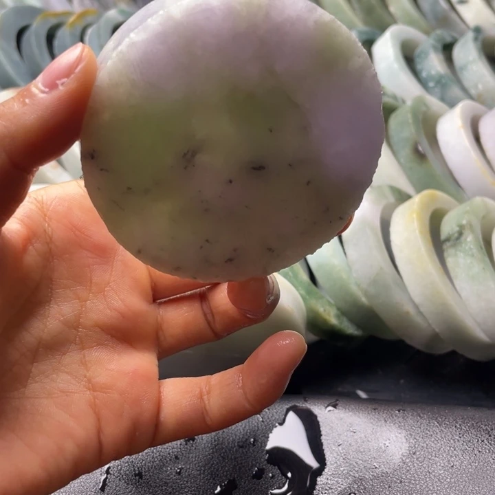 爱***.定制翡翠未镶嵌翡翠手镯