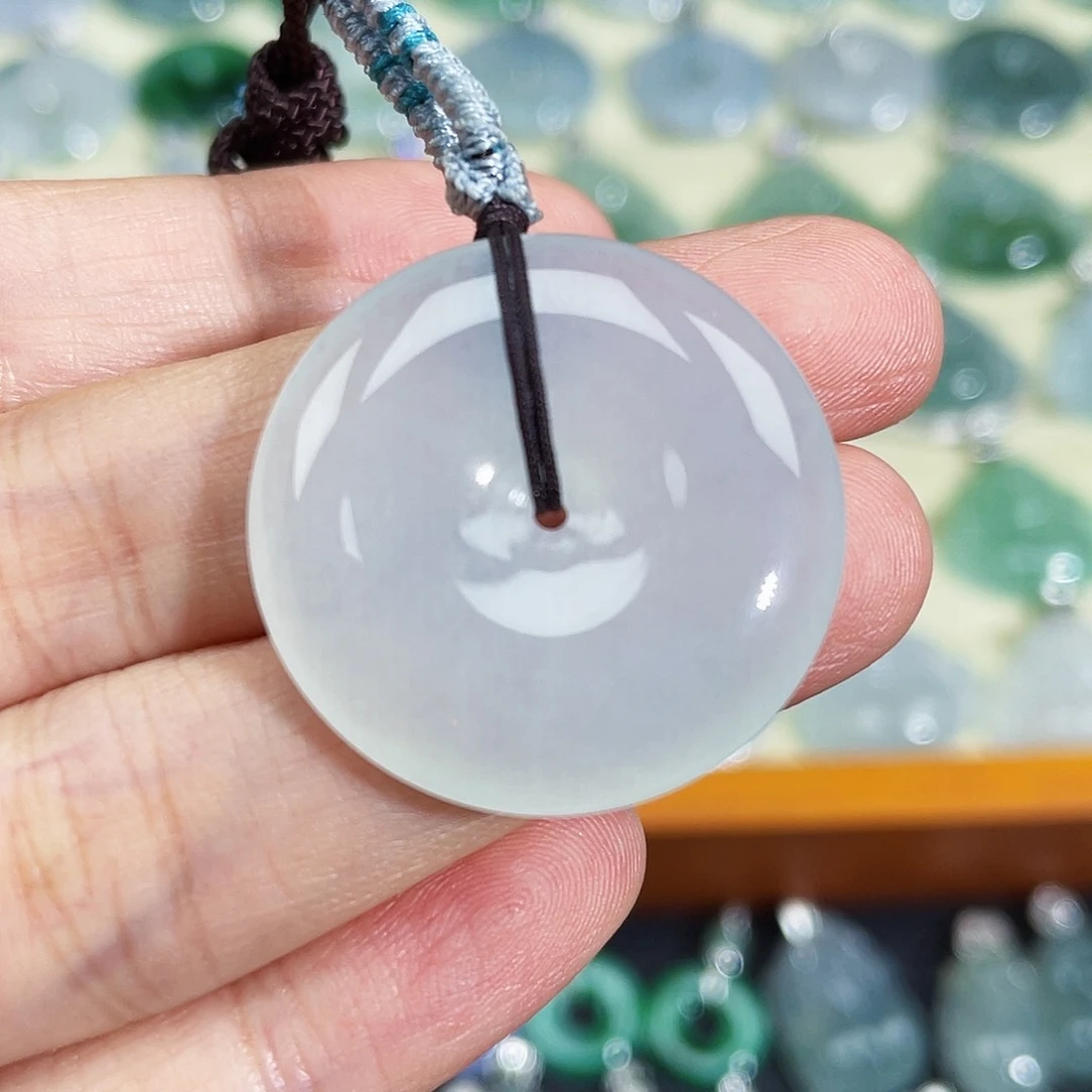 翡翠未镶嵌颈饰吊坠
