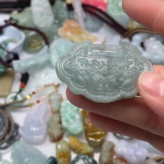 翡翠吊坠(不含链)未镶嵌