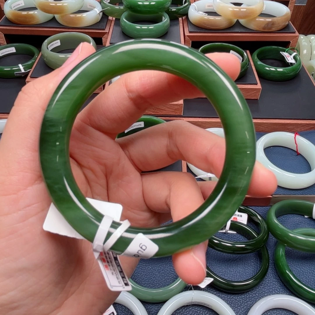 未镶嵌手镯和田玉（碧玉）5253