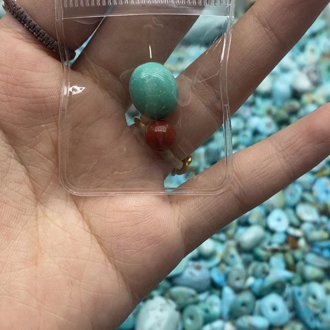 奕***宸南红玛瑙未镶嵌珠宝奇石