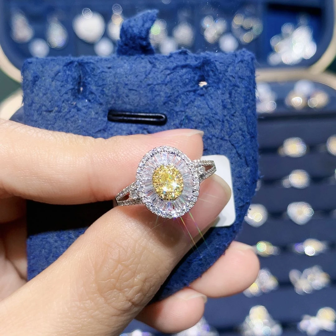 【闪购商品】18K金镶嵌戒指/指环钻石