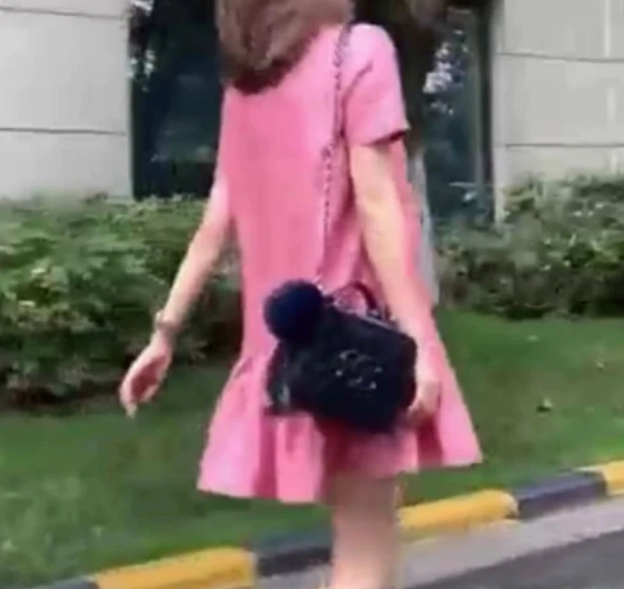 时尚潮流百搭精品女装zsx22842