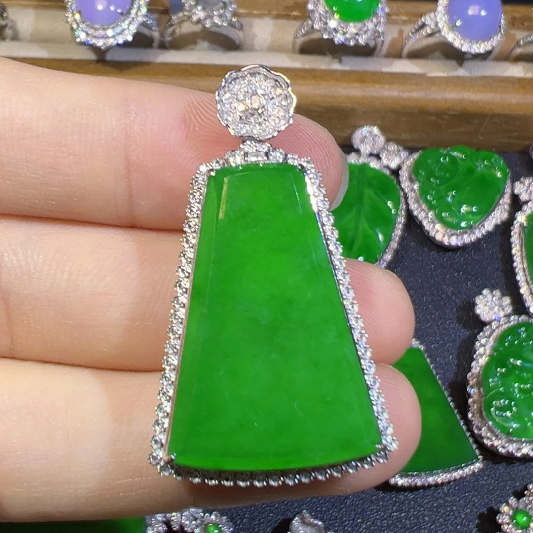 翡翠18K金镶嵌吊坠(不含链)