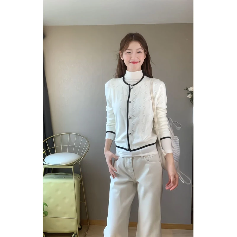 圆领排扣长袖显瘦百搭小众针织开衫上衣时尚内搭直筒气质休闲裤