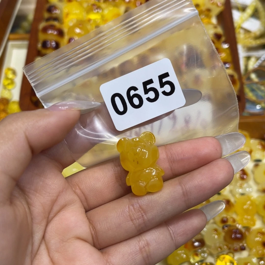 琥珀珠宝奇石未镶嵌