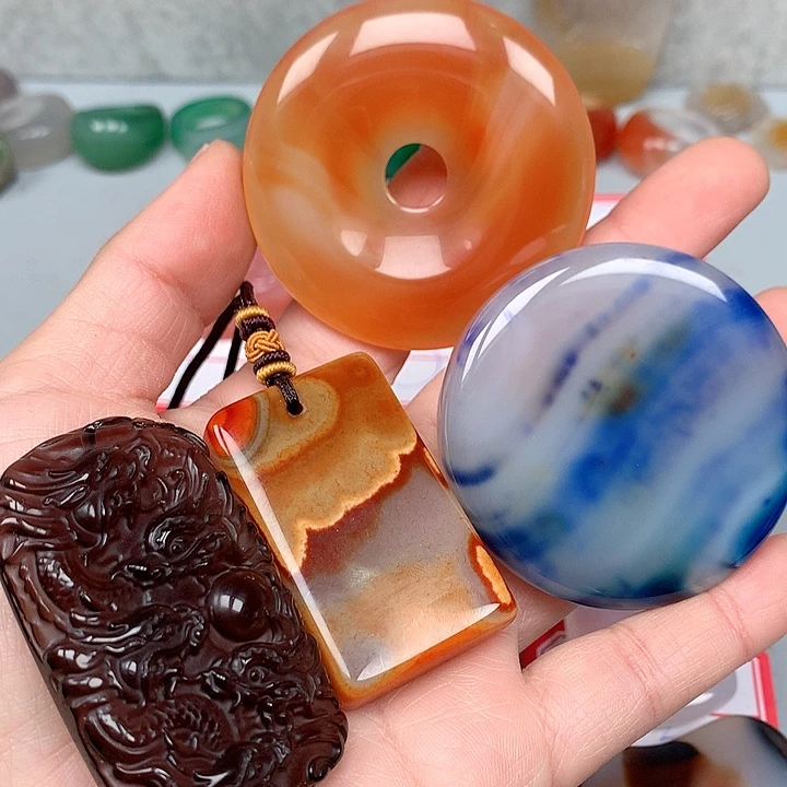 笑***生玛瑙/玉髓未镶嵌颈饰