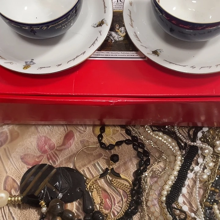 西***子摆件老讷精品杯子