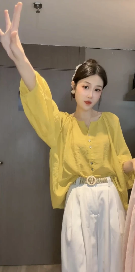 法式复古度假风防晒衬衫女2025灯笼袖外搭空调娃娃罩衫上衣