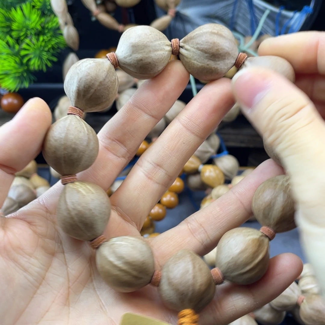 (****吊坠橄榄核老料22x25