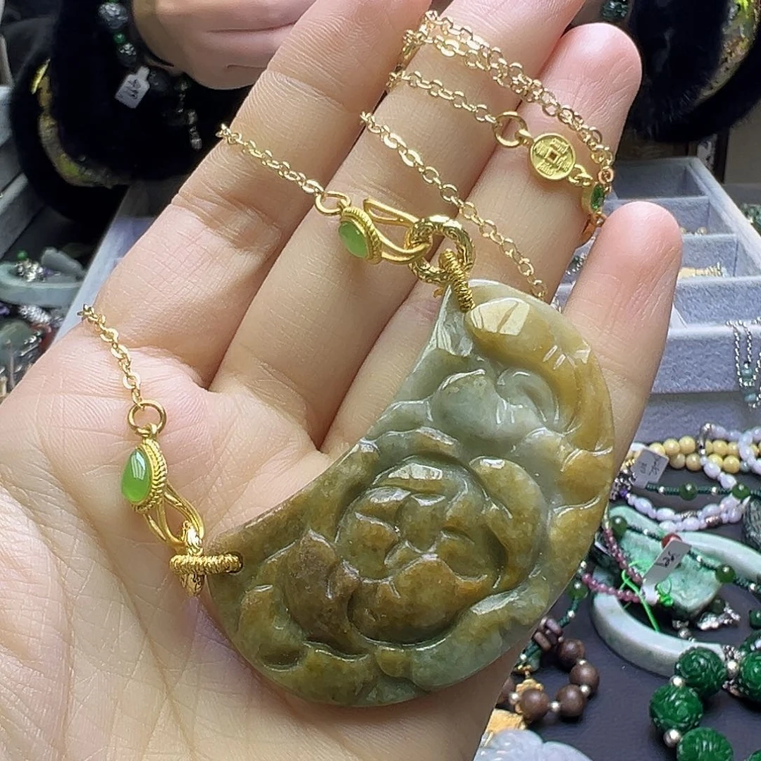 翡翠未镶嵌颈饰49.9