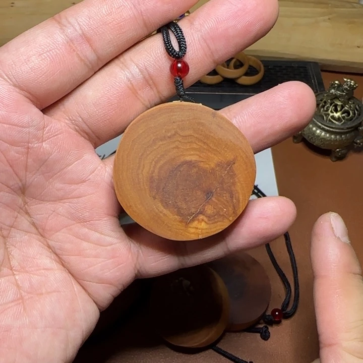 檀香木无事牌迈索尔老山檀香小圆牌