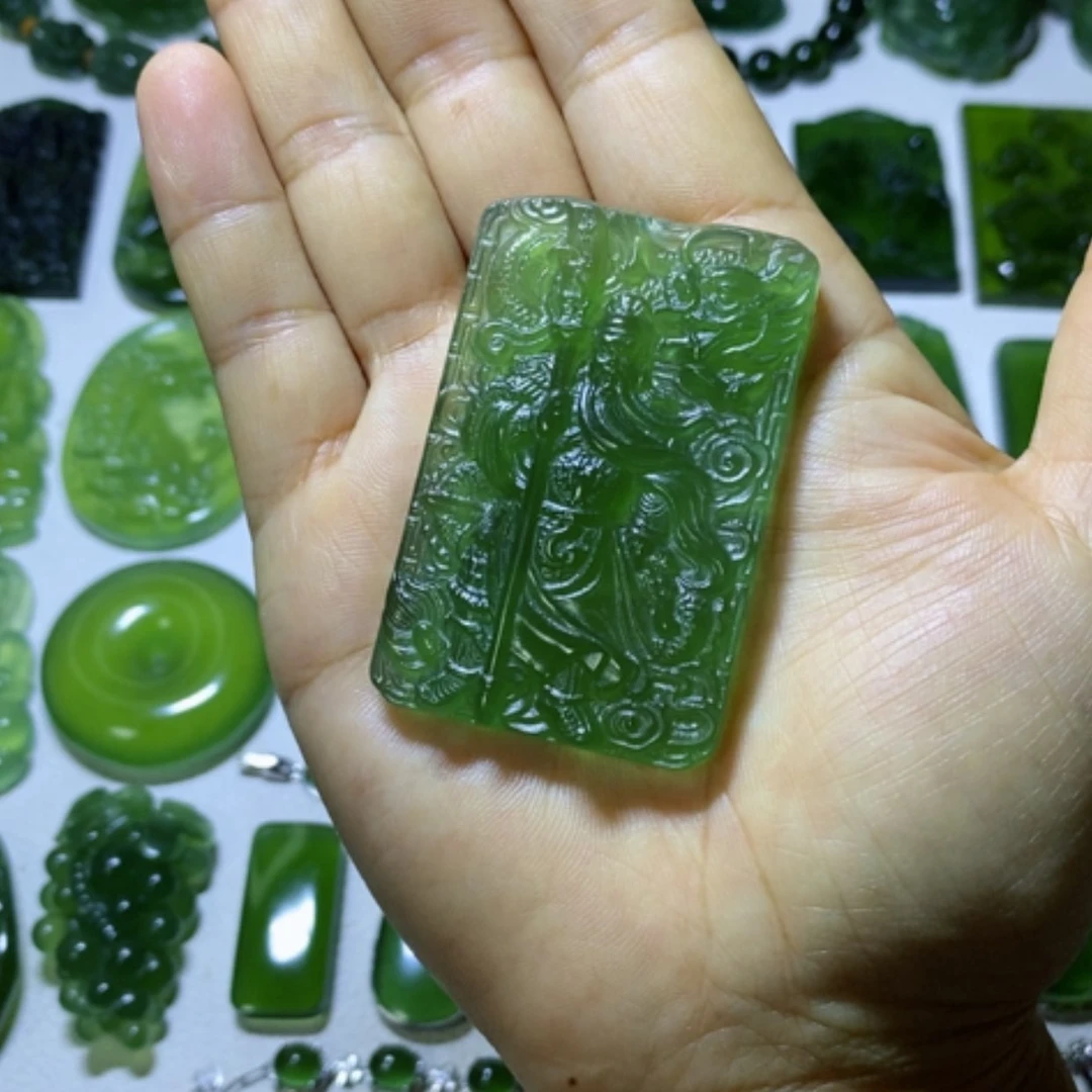 【闪购商品】未镶嵌蛇纹石玉颈饰