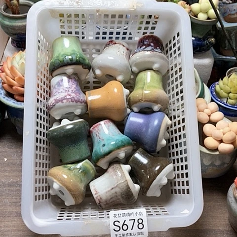 紫砂花盆678微瑕品口径2.5左右