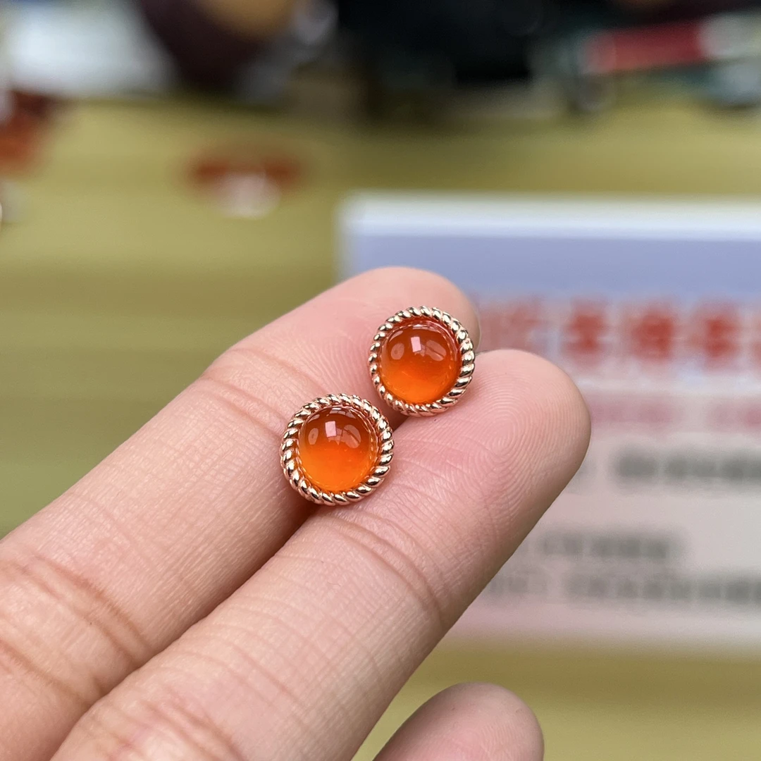 诚信经营支持年退换 保山冰红耳钉6mm 多样性发一