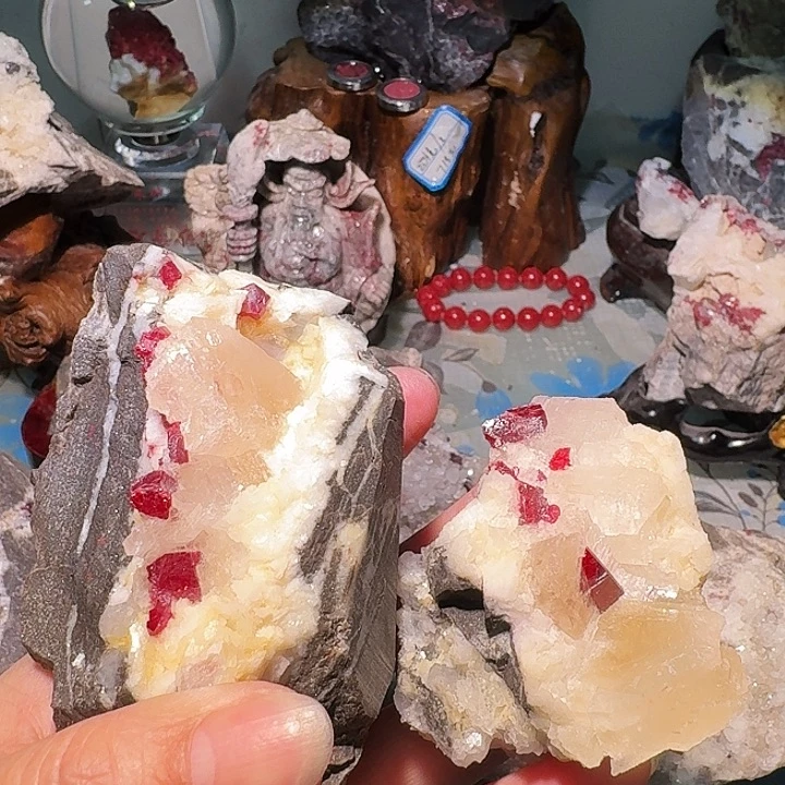 ****贝天然辰砂天然朱砂原矿石