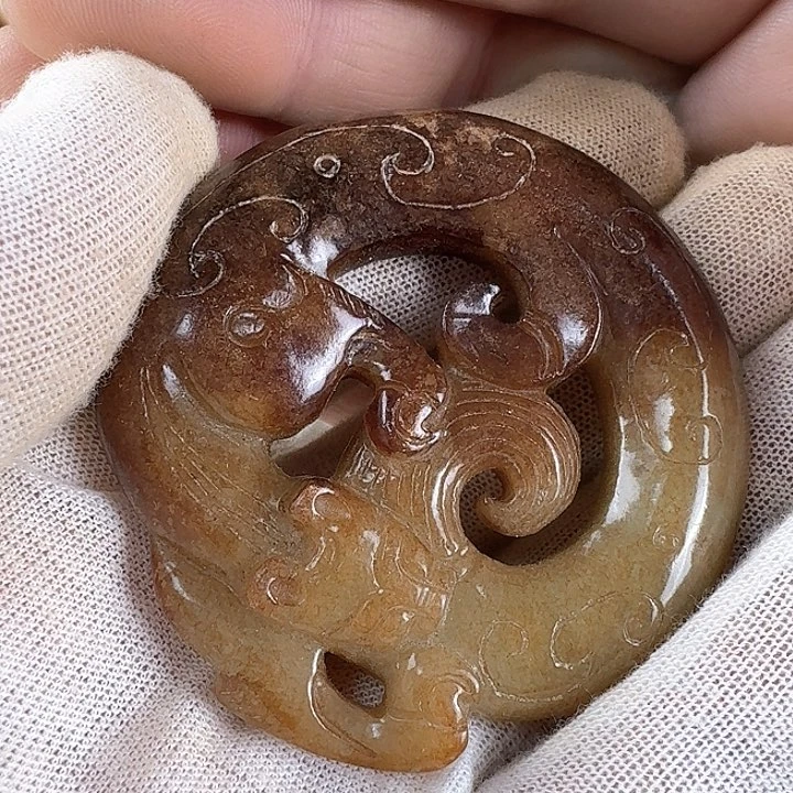 和田玉挂件未镶嵌摄*…