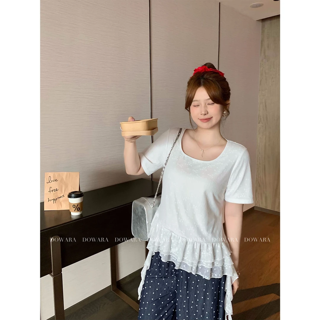 现货8317D大婉酱千千微胖定制【华尔兹】白色蕾丝拼接U领短袖T恤夏