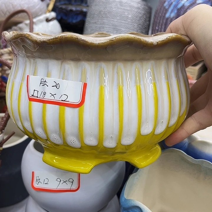 多肉绿植陶瓷花盆9.9包邮，有孔