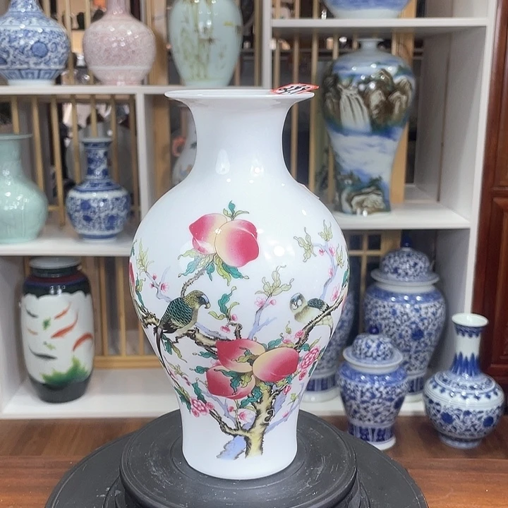 摆件粉彩寿桃花鸟石榴