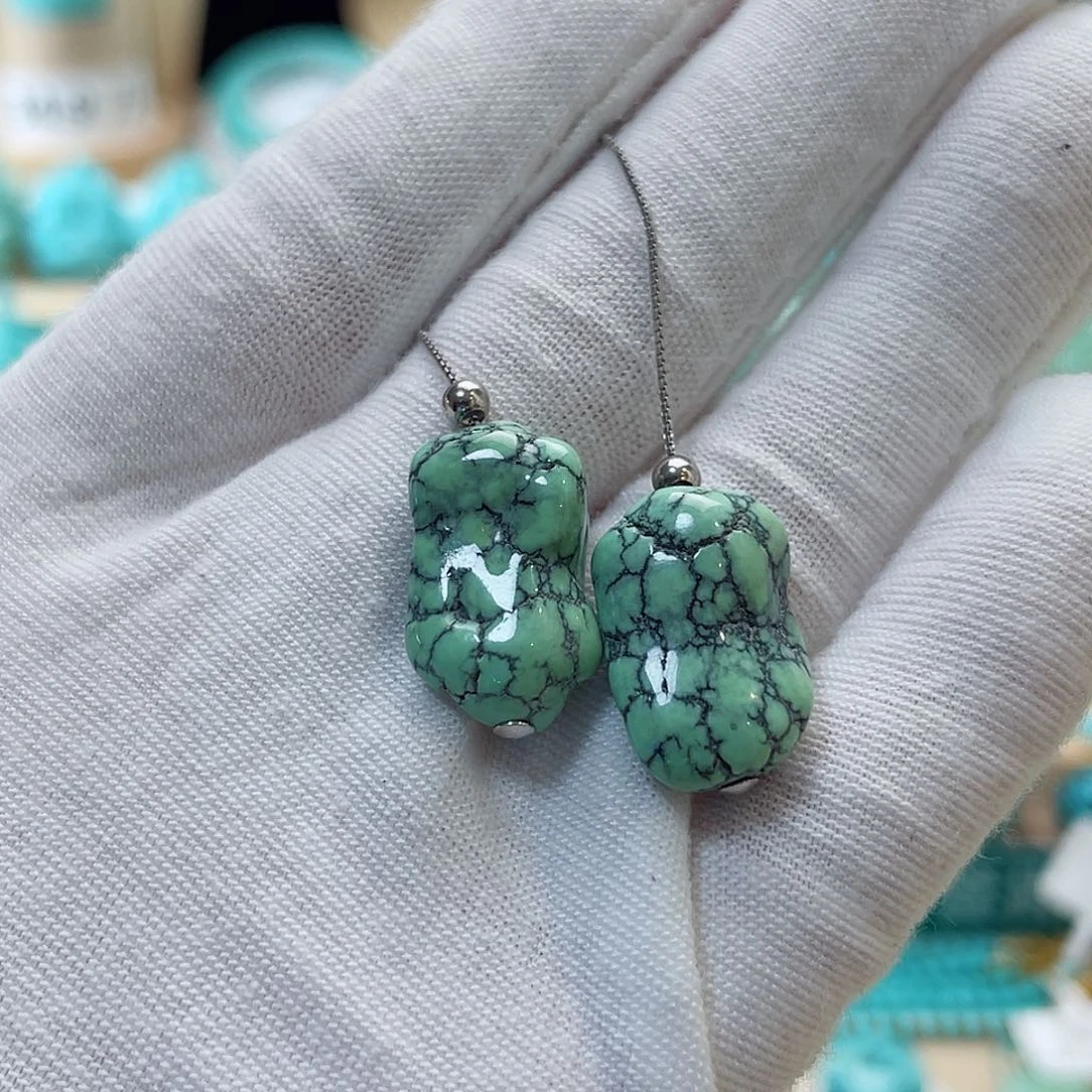 未镶嵌绿松石珠宝奇石