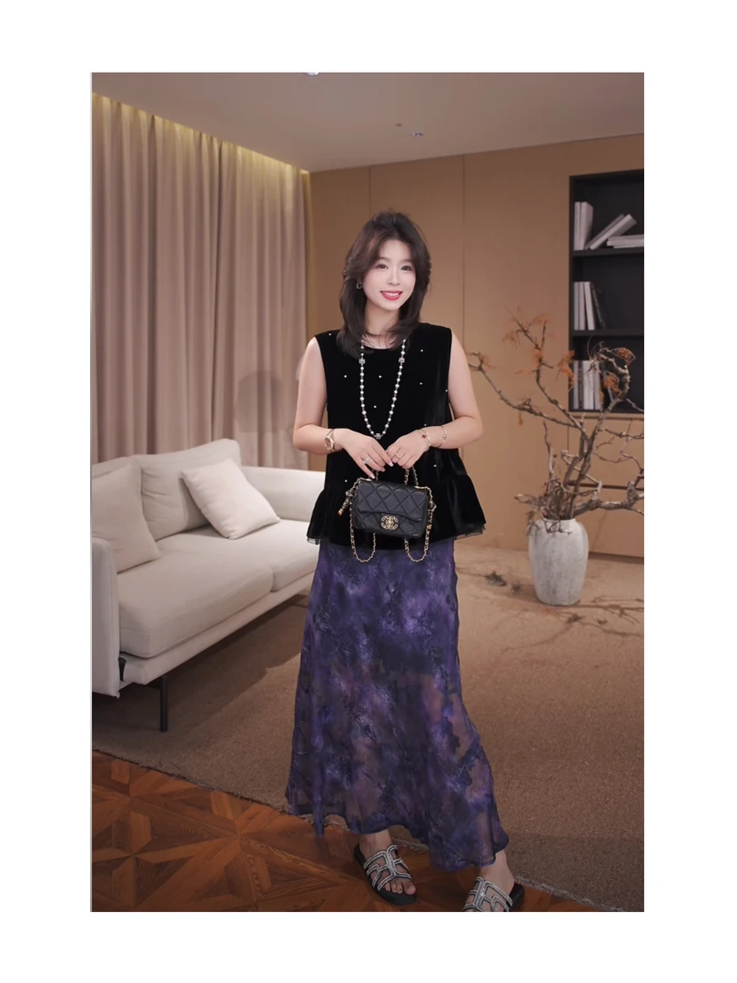 广州琴姐【暗香织焰】欧若风时尚气质紫色烧花高腰半身裙子女夏7394