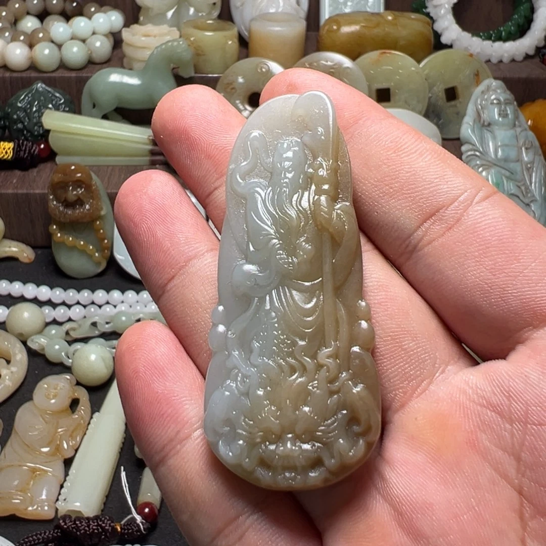 和田玉未镶嵌挂件