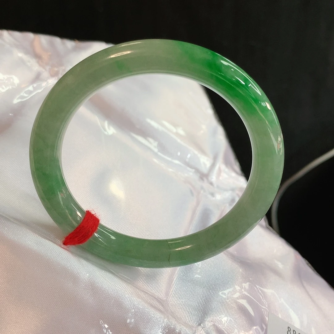 翡翠手镯未镶嵌54圈2584