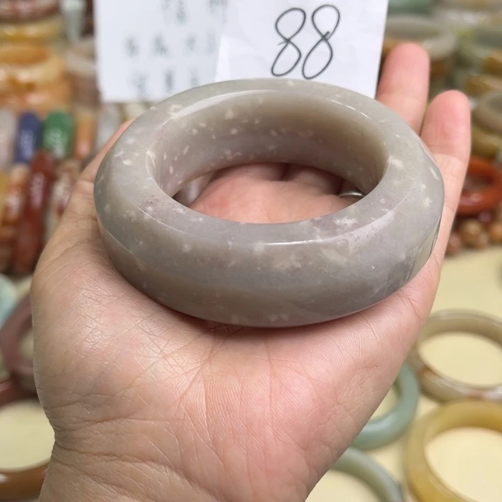 石英质玉微瑕54.5未镶嵌