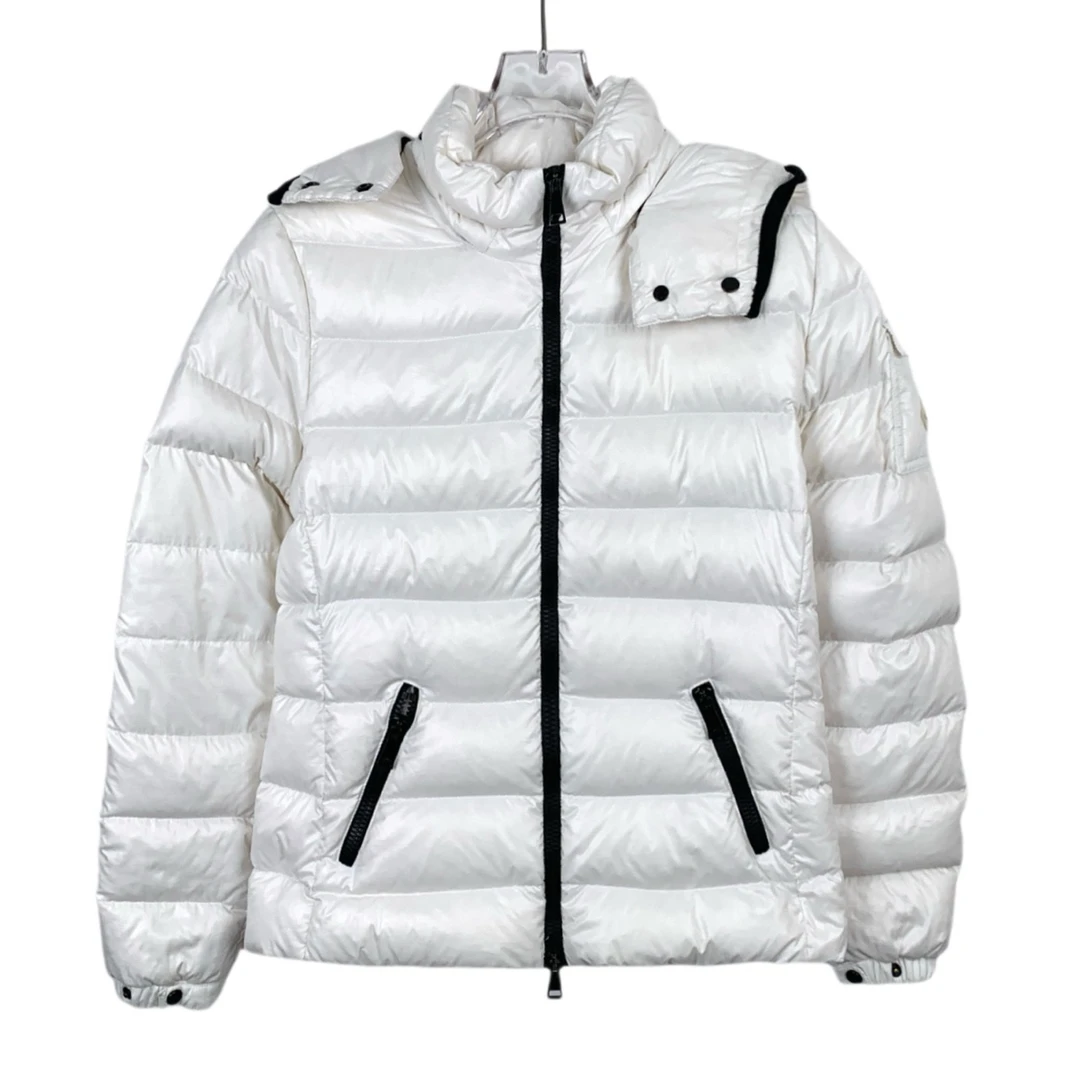 95新 MONCLER 016399 Bady白色徽标贴饰连帽羽绒服拉链外套 0码