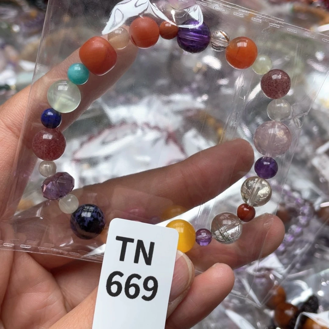 水晶多样性发一只未镶嵌