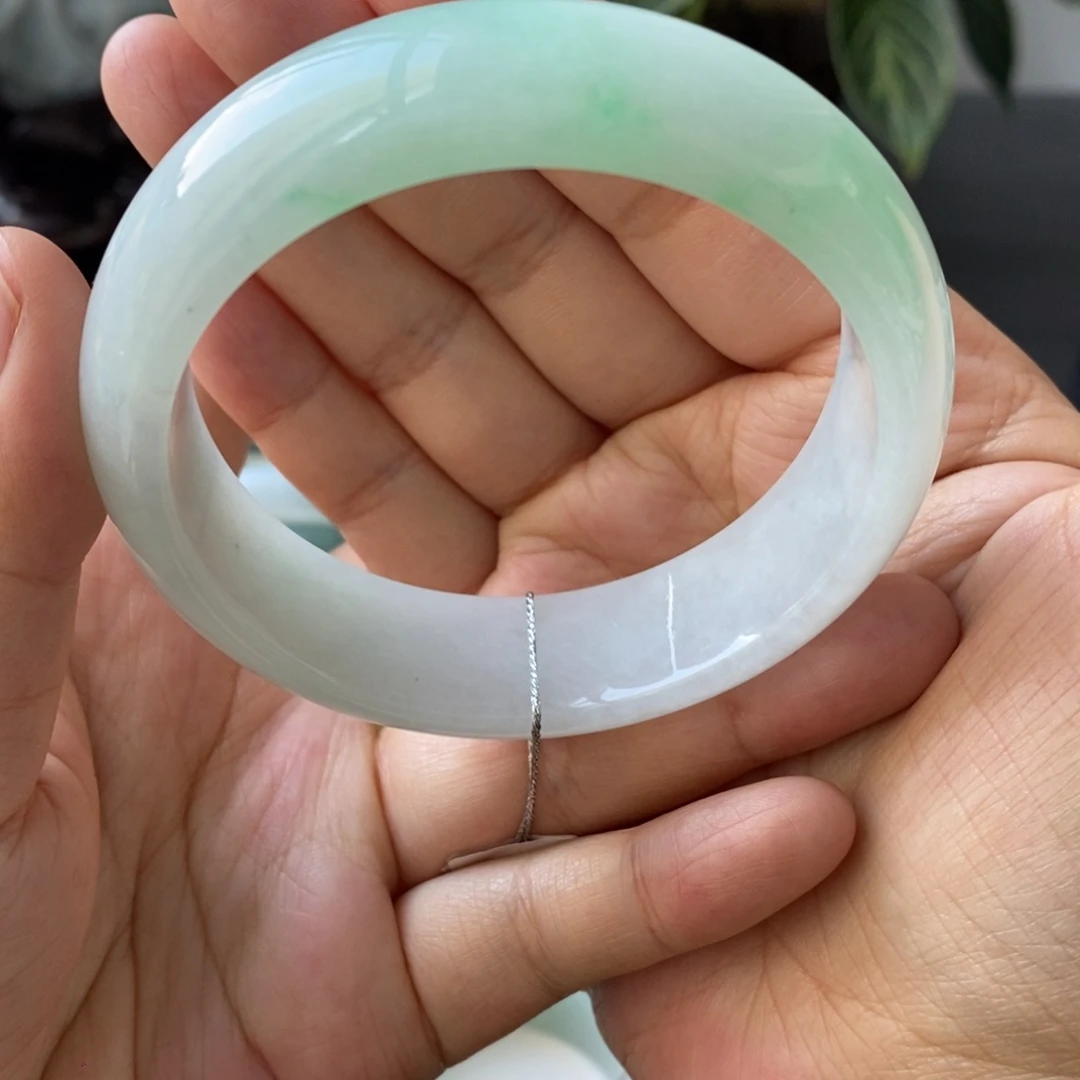 翡翠未镶嵌手镯天然