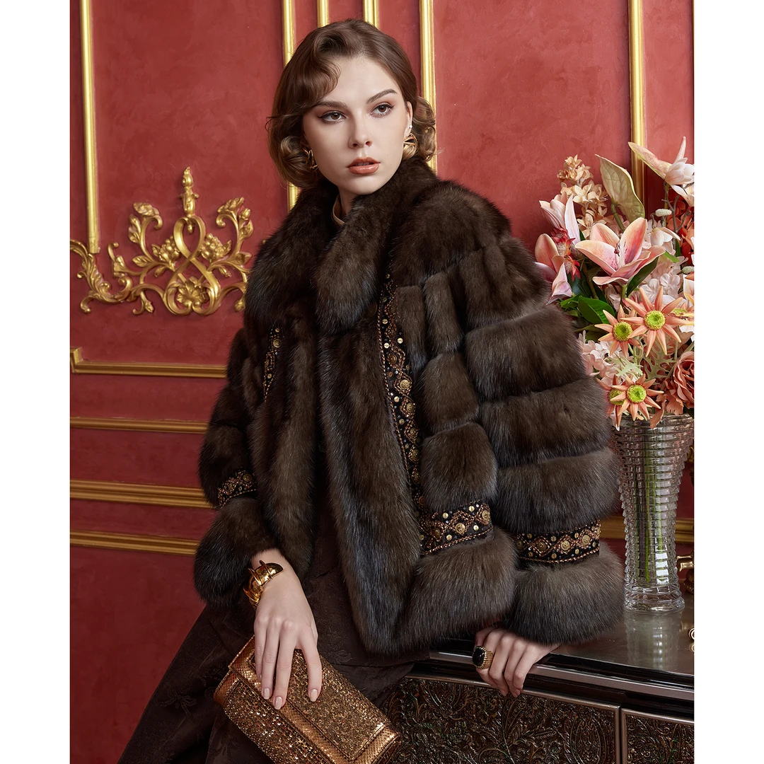 2025年原单新款冬季女装皮草大衣女款短外套Z25806-P本色