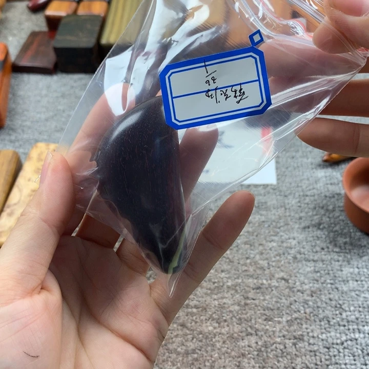 韩***长檀香紫檀（小叶紫檀）111111111186