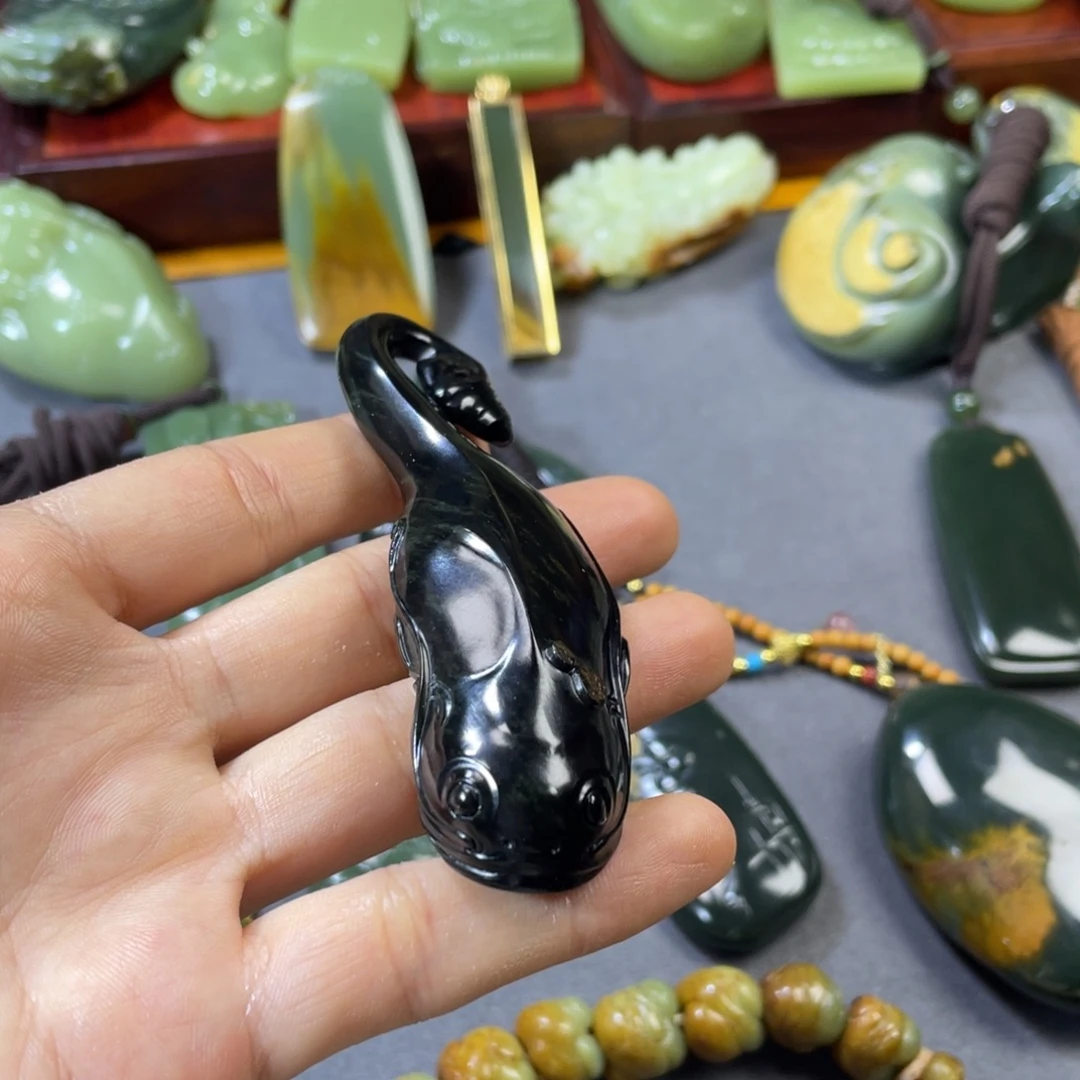 用***6岫岩老玉（透闪石质玉）未镶嵌挂件岫岩河磨玉