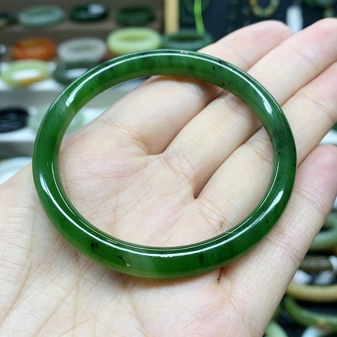 【闪购商品】未镶嵌手镯和田玉（碧玉）